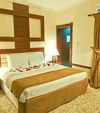 La Villa Palace Hotel  