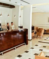 Le Mirage Suites Hotel  